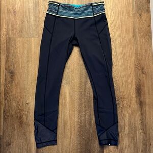 Lululemon leggings size 4- Navy